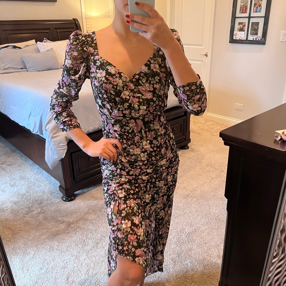 Floral dress from Nordstrom, brand is floret studios. Great for a fall wedding!